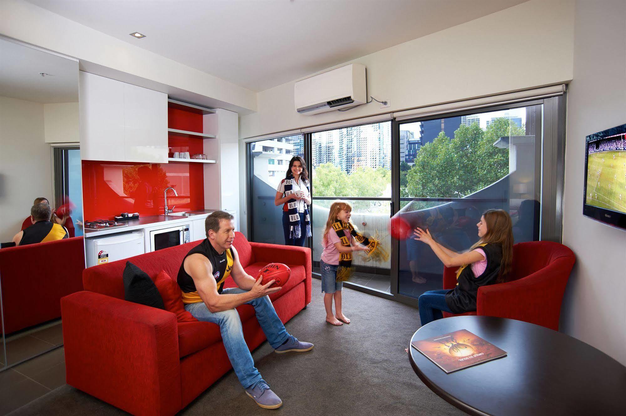 Comfort Apartments On Elizabeth Melbourne Luaran gambar